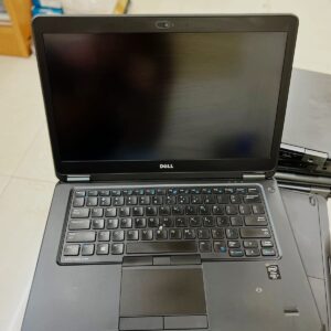 Used Dell Latitude 7450 - Intel Core i5 5th Gen 8GB RAM 256GB SSD 14"LED Screen Battery Adaptor